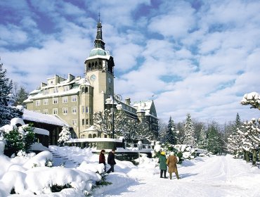 Kurhaus Bad Flinsberg im Winter